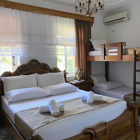 Yuri Guest House Gjirokastër Exteriér fotografie