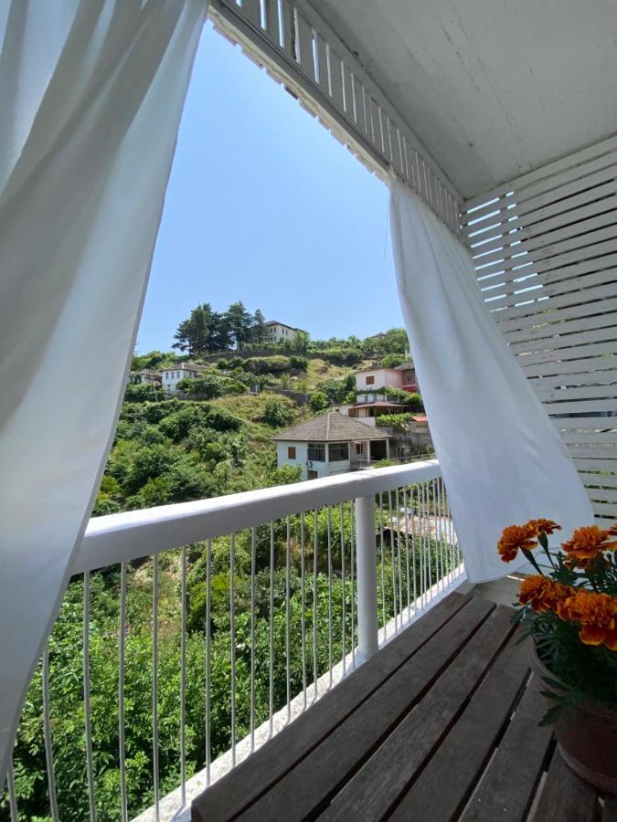 Yuri Guest House Gjirokastër Exteriér fotografie