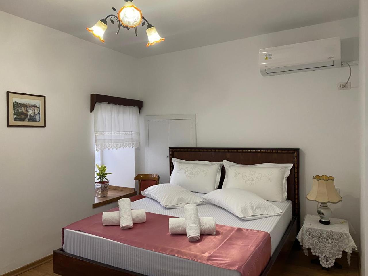 Yuri Guest House Gjirokastër Exteriér fotografie