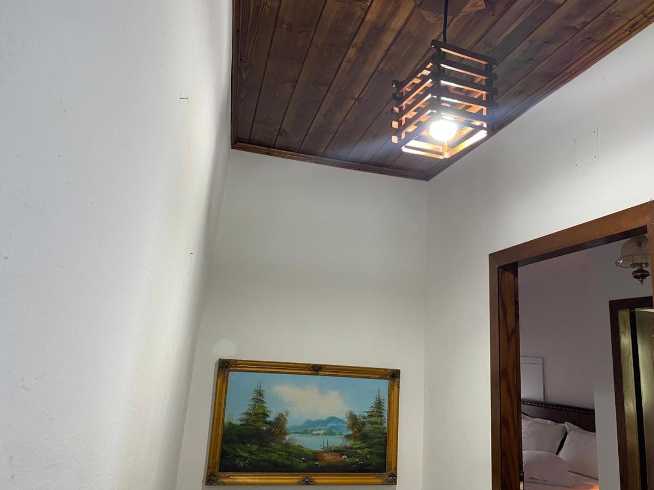 Yuri Guest House Gjirokastër Exteriér fotografie