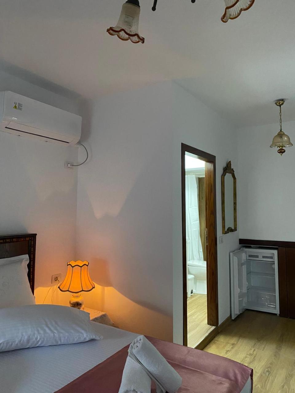 Yuri Guest House Gjirokastër Exteriér fotografie