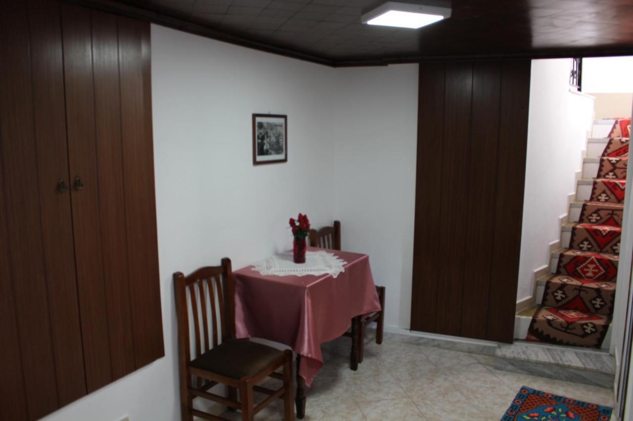 Yuri Guest House Gjirokastër Exteriér fotografie